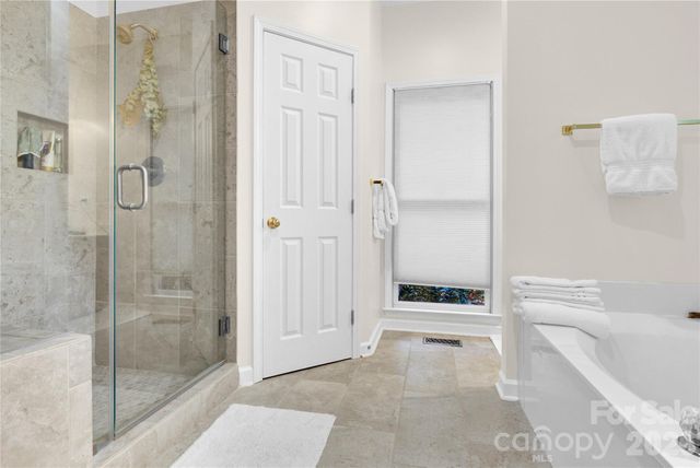 5476 Deer Run Court, Davidson, NC 28036