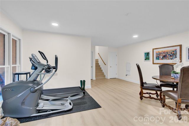 5476 Deer Run Court, Davidson, NC 28036