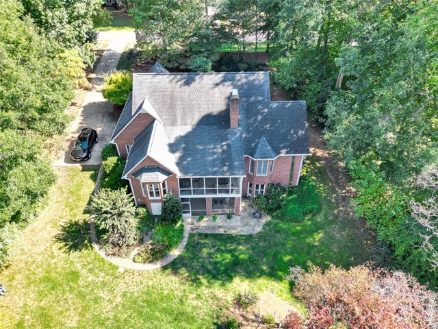 5476 Deer Run Court, Davidson, NC 28036