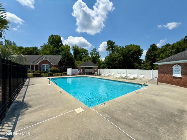 1600 Sturdivant Drive Apt 51, Wilmington, NC 28403