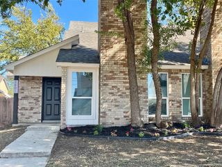 2401 Sherry Street, Arlington, TX 76014