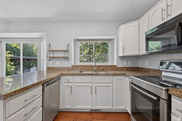 444 E WILDE CHERRY WAY, Sandy, UT 84070