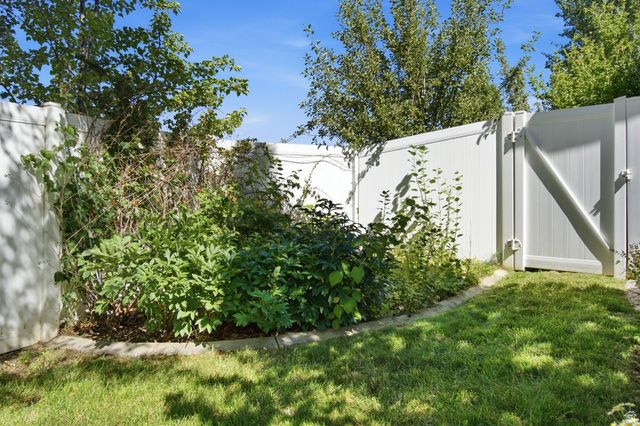 444 E WILDE CHERRY WAY, Sandy, UT 84070