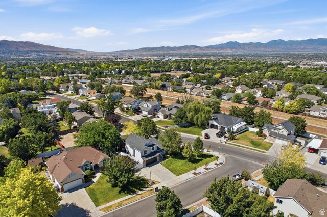 444 E WILDE CHERRY WAY, Sandy, UT 84070