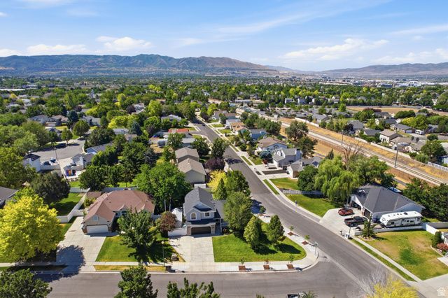 444 E WILDE CHERRY WAY, Sandy, UT 84070