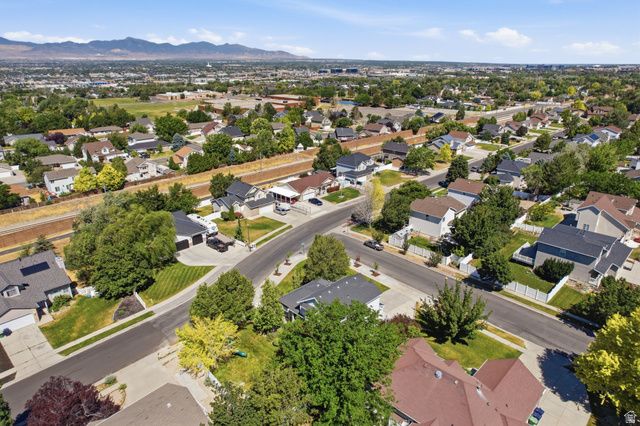 444 E WILDE CHERRY WAY, Sandy, UT 84070