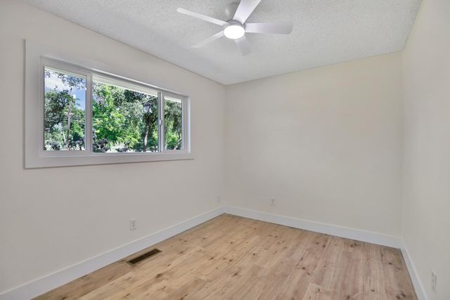 4170 Val Verde Rd, Loomis, CA 95650