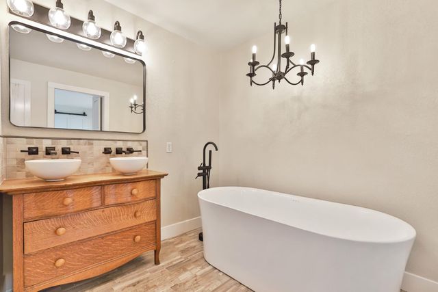 4170 Val Verde Rd, Loomis, CA 95650