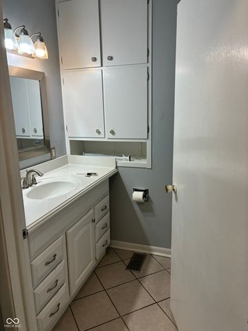 38 N Harbison Avenue, Indianapolis, IN 46219
