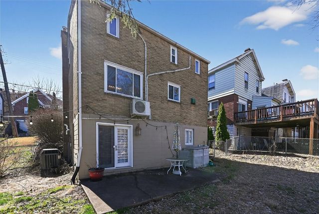 2915 Glendale Ave, Brentwood, PA 15227