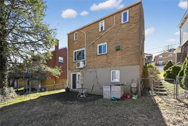 2915 Glendale Ave, Brentwood, PA 15227