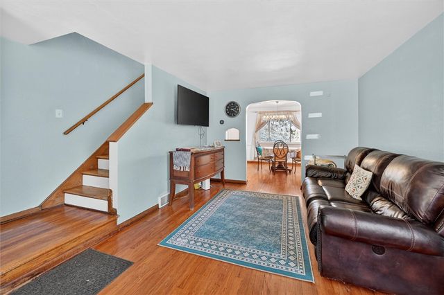 2915 Glendale Ave, Brentwood, PA 15227