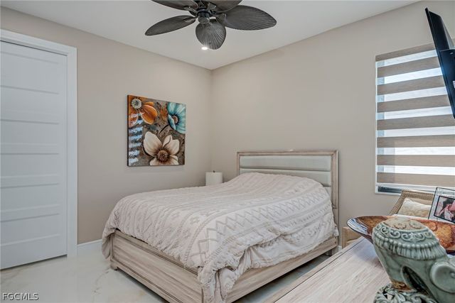 1807 SW 46th TER, Cape Coral, FL 33914