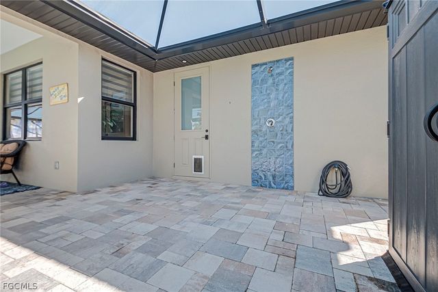 1807 SW 46th TER, Cape Coral, FL 33914