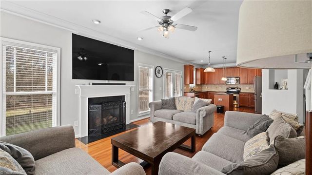 2075 Glenkirk Drive, Burlington, NC 27215