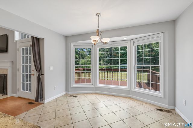 20 North Pasture Lane, Stratford, CT 06614