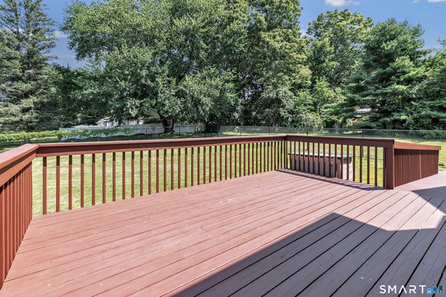 20 North Pasture Lane, Stratford, CT 06614