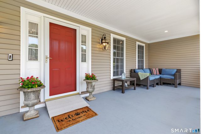 20 North Pasture Lane, Stratford, CT 06614