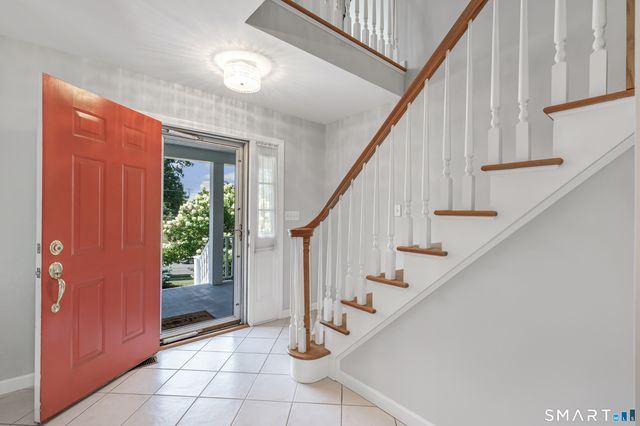 20 North Pasture Lane, Stratford, CT 06614