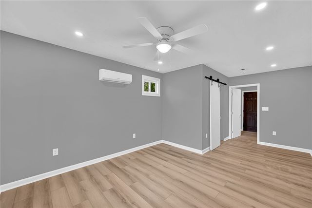 1010 Log Shoals Road, Mauldin, SC 29662