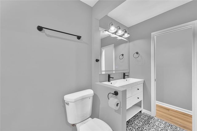 1010 Log Shoals Road, Mauldin, SC 29662