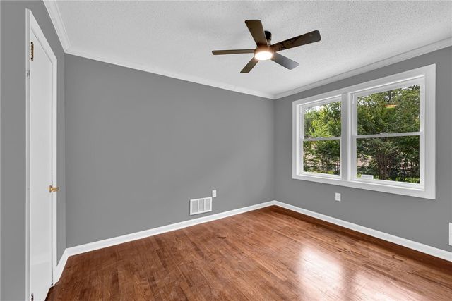1010 Log Shoals Road, Mauldin, SC 29662
