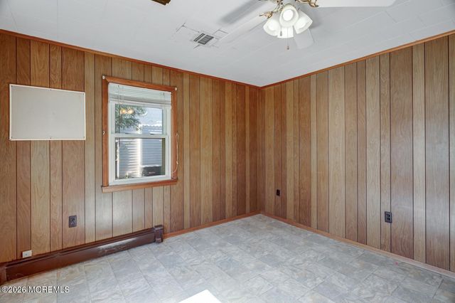 832 Rodgers Street, Lanoka Harbor, NJ 08734