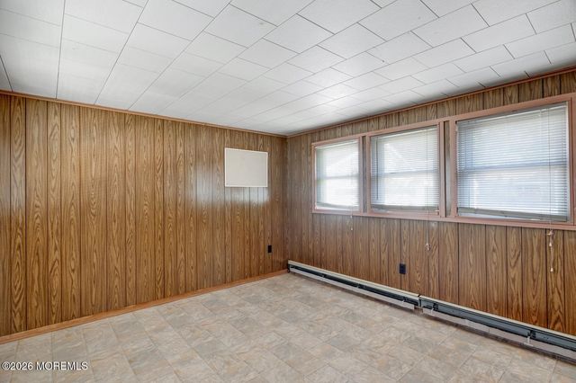 832 Rodgers Street, Lanoka Harbor, NJ 08734