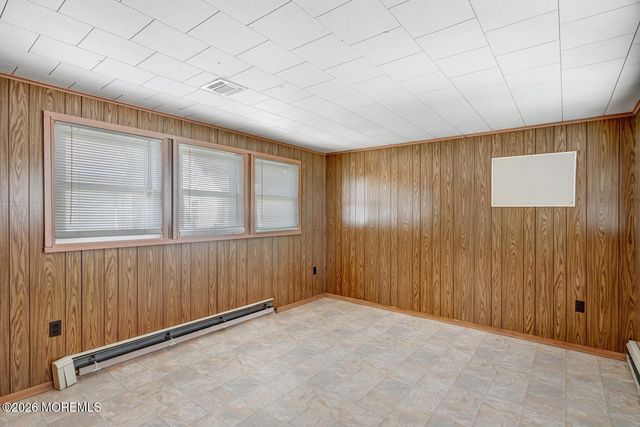 832 Rodgers Street, Lanoka Harbor, NJ 08734