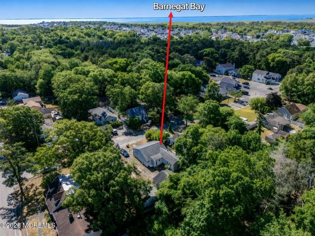 832 Rodgers Street, Lanoka Harbor, NJ 08734