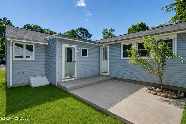 832 Rodgers Street, Lanoka Harbor, NJ 08734