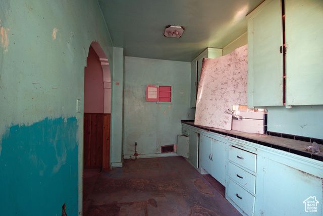 465 N 100 E, Tooele, UT 84074