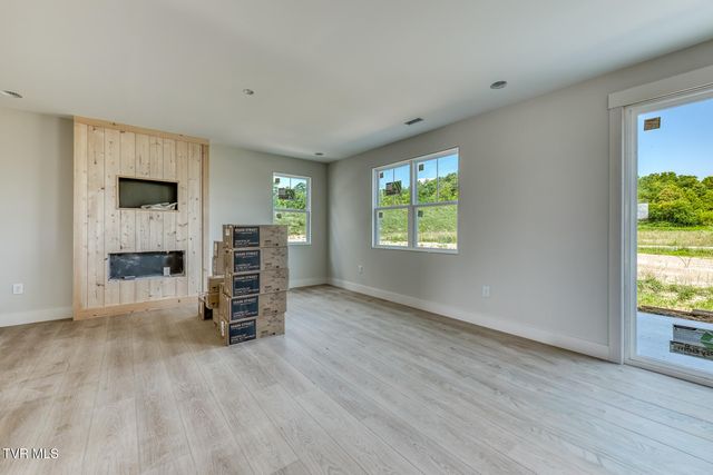 2062 Brickyard Park Drive, Kingsport, TN 37660