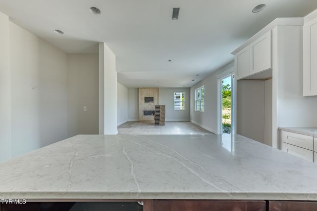 2062 Brickyard Park Drive, Kingsport, TN 37660