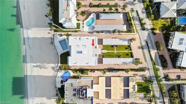 1977 Gulf Shore BLVD N 504, Naples, FL 34102
