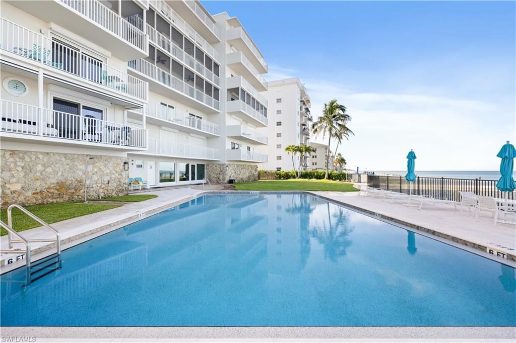 1977 Gulf Shore BLVD N 504, Naples, FL 34102