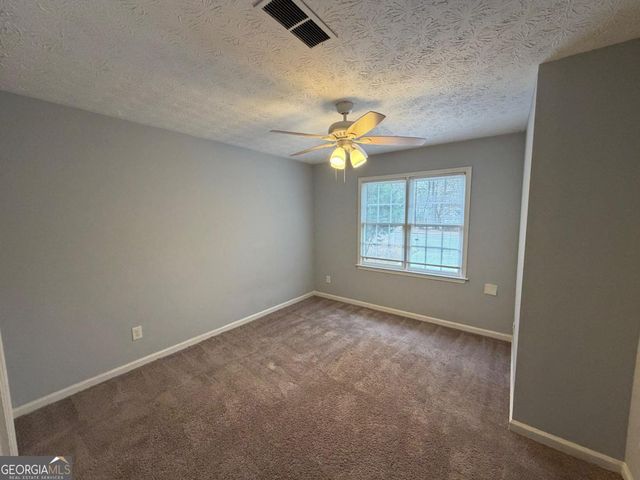 212 Regal Way W 44, Mcdonough, GA 30253