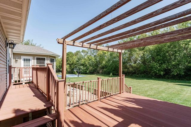 2654 Saw Tooth Drive, Fitchburg, WI 53711