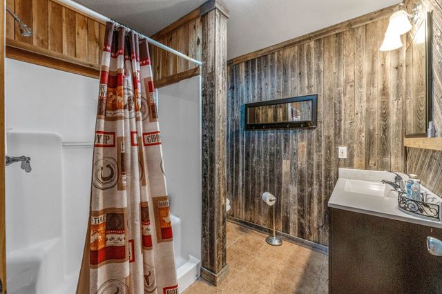 1712 Wells East Road W, Newcastle, TX 76372