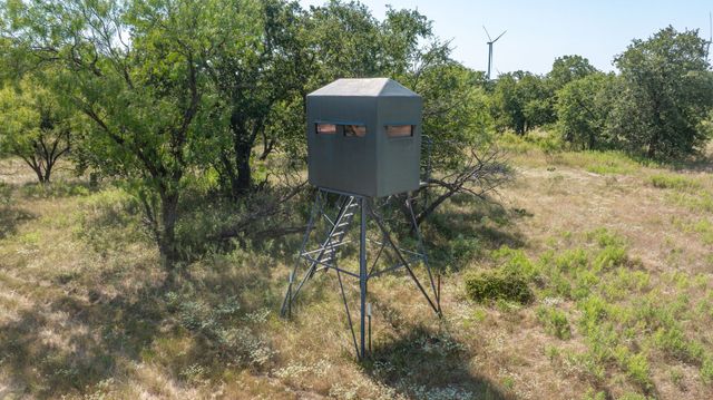 1712 Wells East Road W, Newcastle, TX 76372