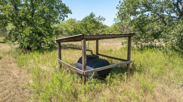 1712 Wells East Road W, Newcastle, TX 76372