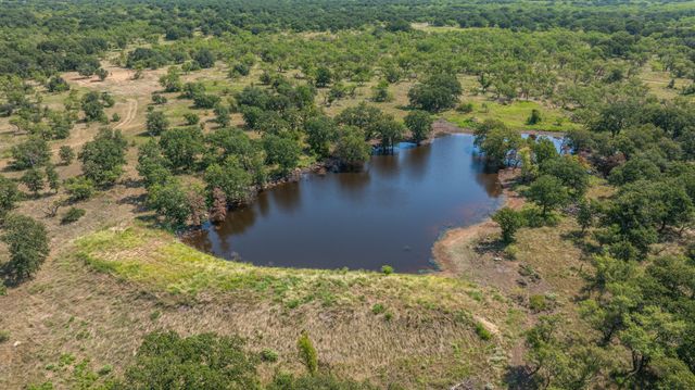 1712 Wells East Road W, Newcastle, TX 76372