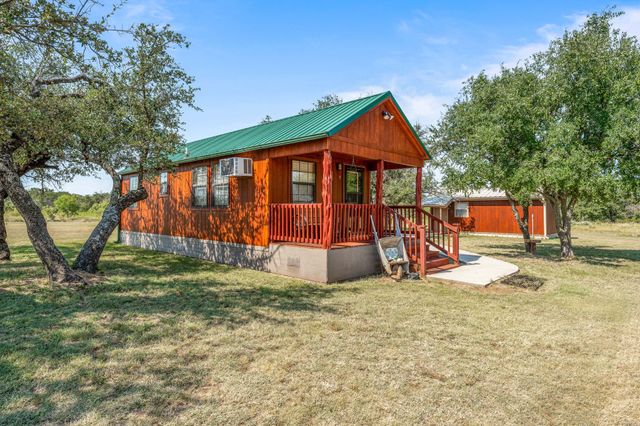 1712 Wells East Road W, Newcastle, TX 76372