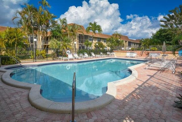 1271 NW 13th Street 357e, Boca Raton, FL 33486