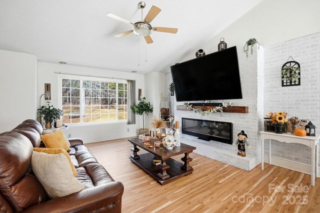 2012 Bethlehem Road, Kings Mountain, NC 28086