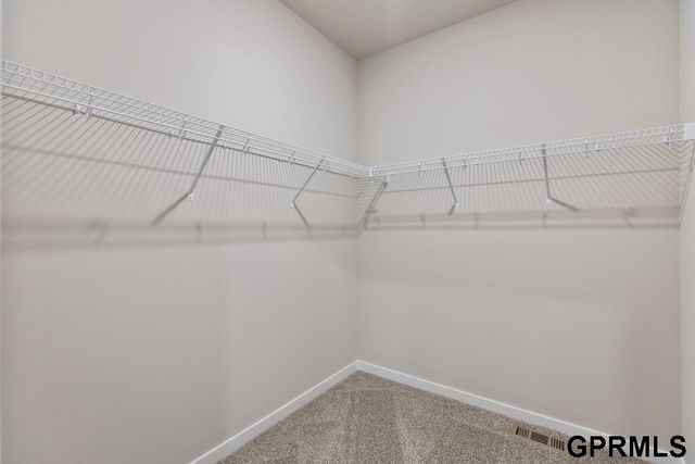 8513 S 184th Terrace, Gretna, NE 68136