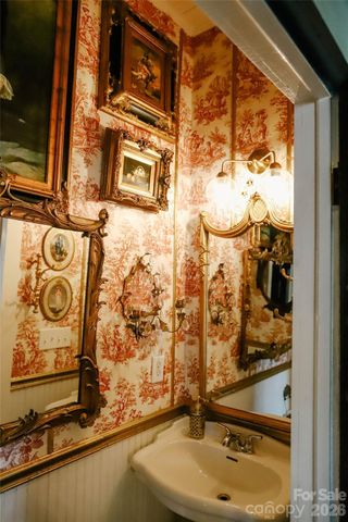 208 Locust Street, Kannapolis, NC 28081