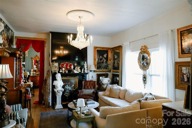 208 Locust Street, Kannapolis, NC 28081