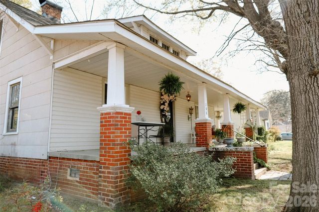 208 Locust Street, Kannapolis, NC 28081