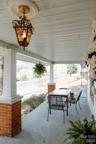 208 Locust Street, Kannapolis, NC 28081